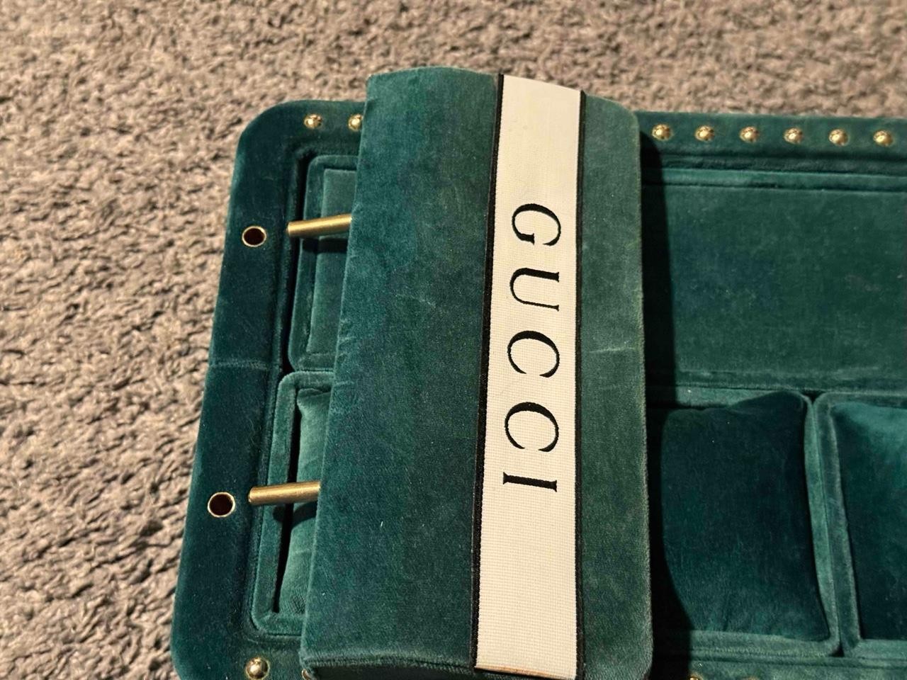 Gucci Store Jewelry Watch Display 2 Row Drawer Pull Brand Sign Green Felt