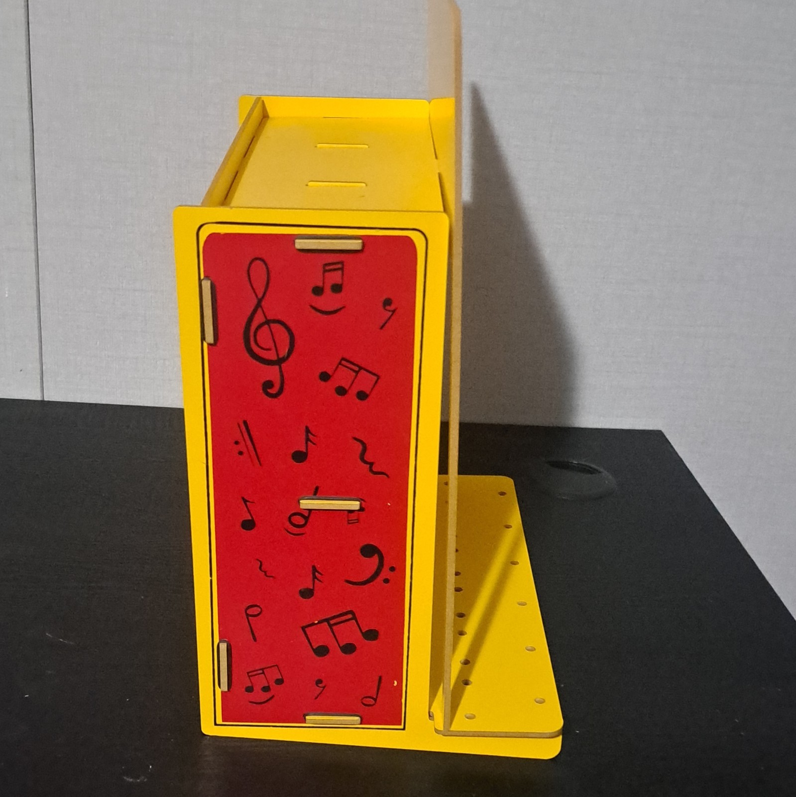 Kikkerland Music Boxes Countertop Store Display Stand Yellow Red