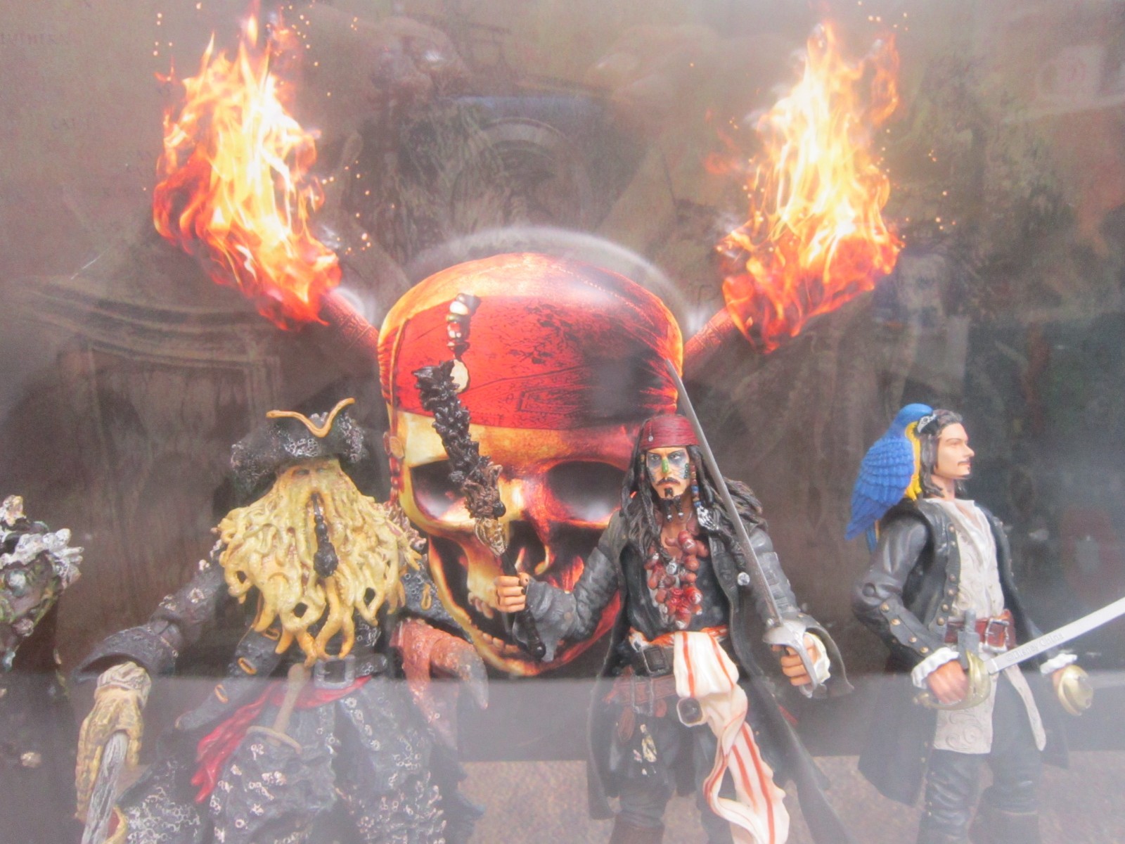 RARE Disney Pirates of the Caribbean Dead Man’s Chest Figure Promo Store Display