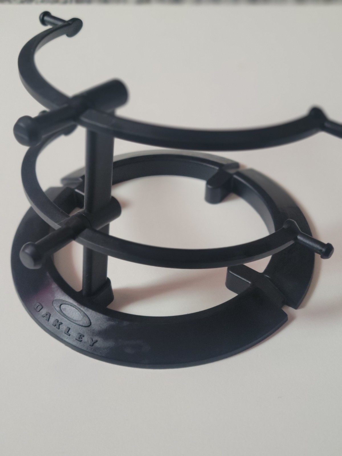 Authentic Oakley 2-Tier Sunglasses Display Stand Eyewear Rack – Black (13)
