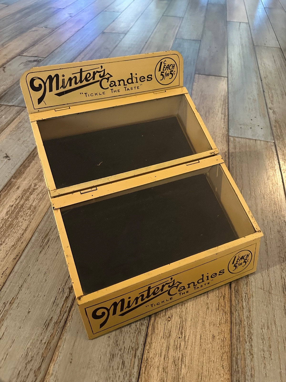 1920’s Minter’s Candies General Store Display ALL Original GREAT PIECE