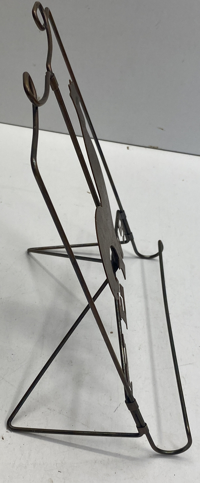 Vintage 11.5” NEWSPAPER Counter Top Rack ROOSTER CHICKEN Brass