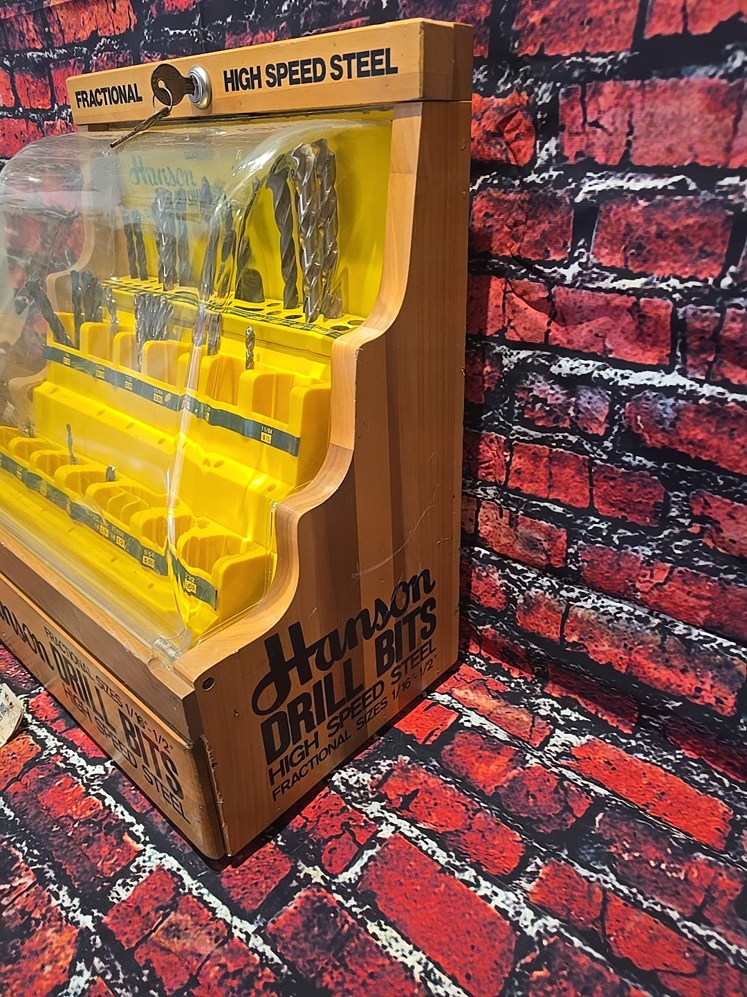VINTAGE Hanson Drill Bit Advertising Counter Display Cabinet – w/ 54 DRILL BITS