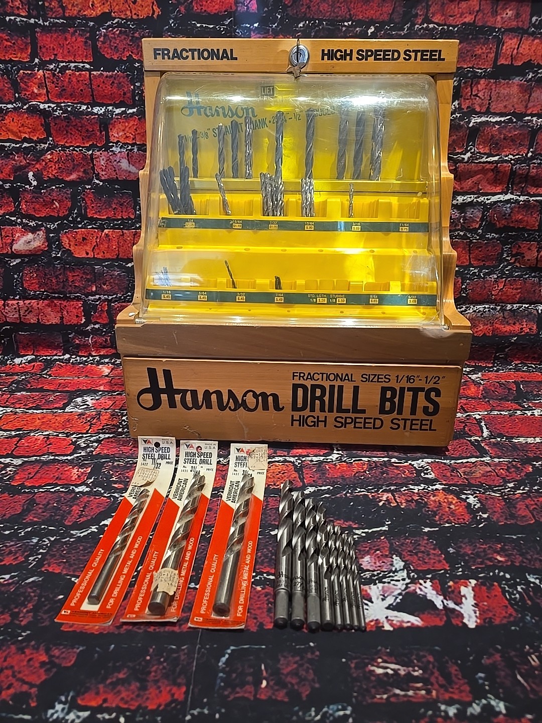 VINTAGE Hanson Drill Bit Advertising Counter Display Cabinet – w/ 54 DRILL BITS
