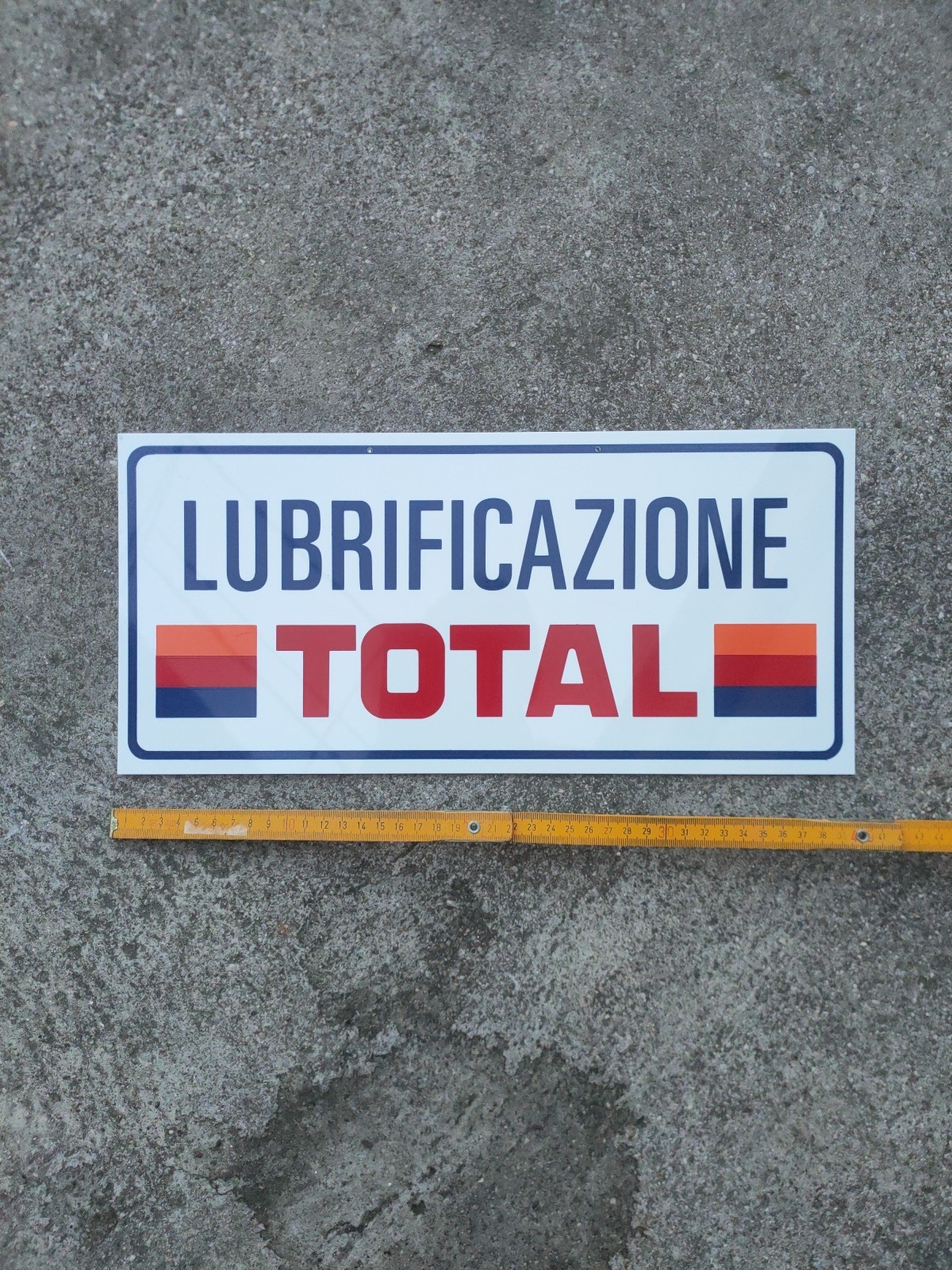 TOTAL Plastic Stock Background Sign WORKSHOP New NOS PERFECT 70s