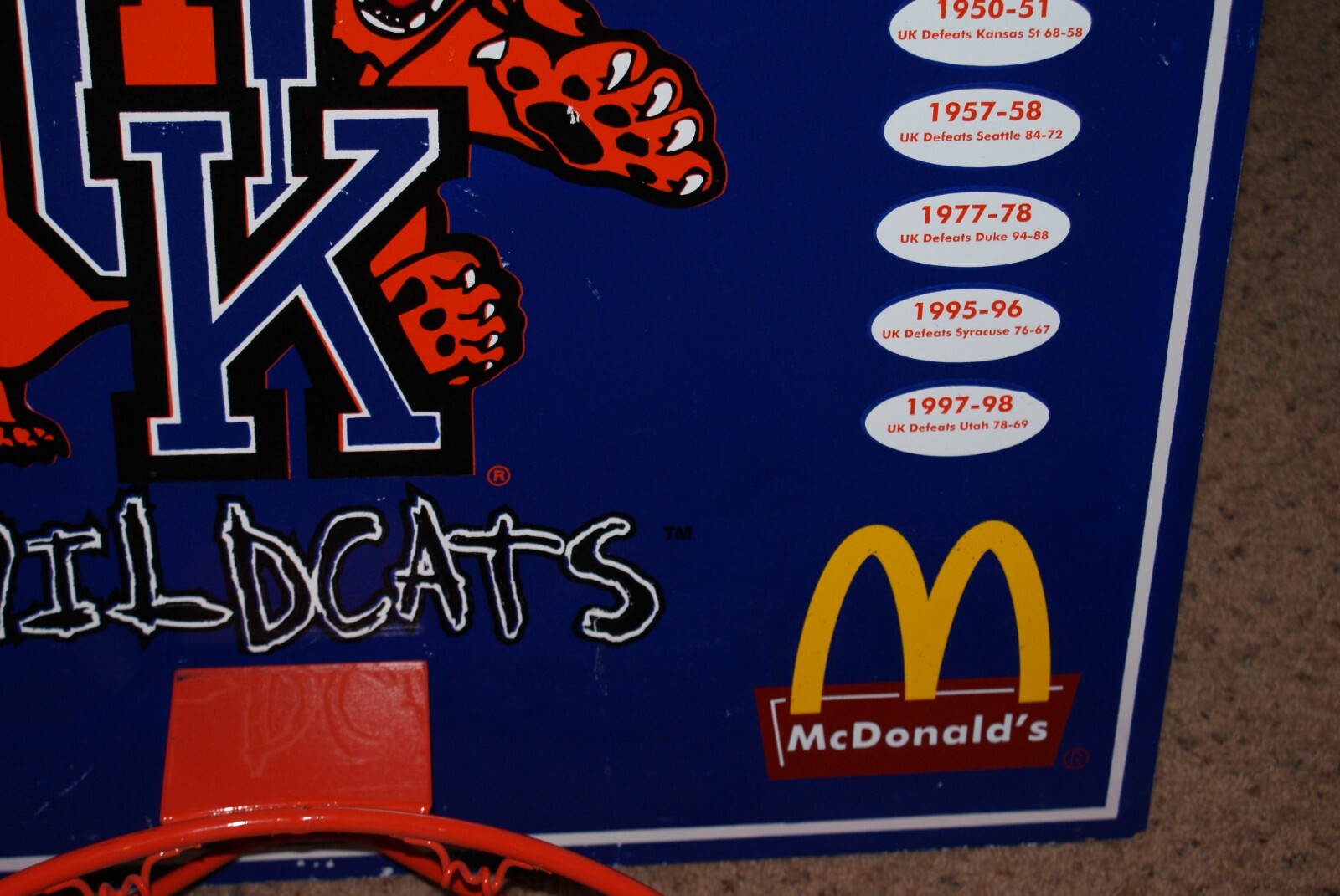 Mcdonalds Promotional Store Display University Kentucky Wildcats Basketball NCAA