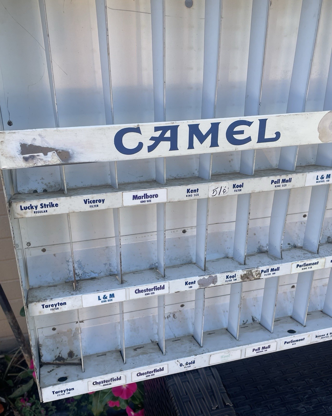 Vintage 1960s Large 42” Metal Cigarette Store Display Case Advertising Rack