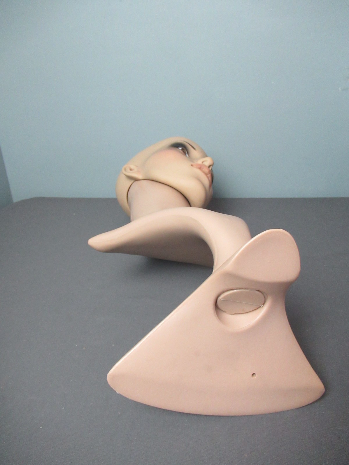 Hard Plastic Woman’s Head & Shoulders to Display Hats & Wigs – 20″ tall – 263