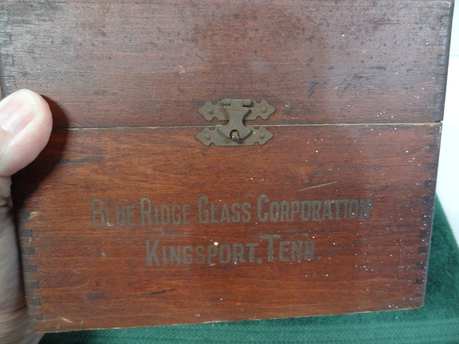 Antique Vintage 1910’s Blue Ridge Glass Corp Salesman Sample Box Kingsport TN