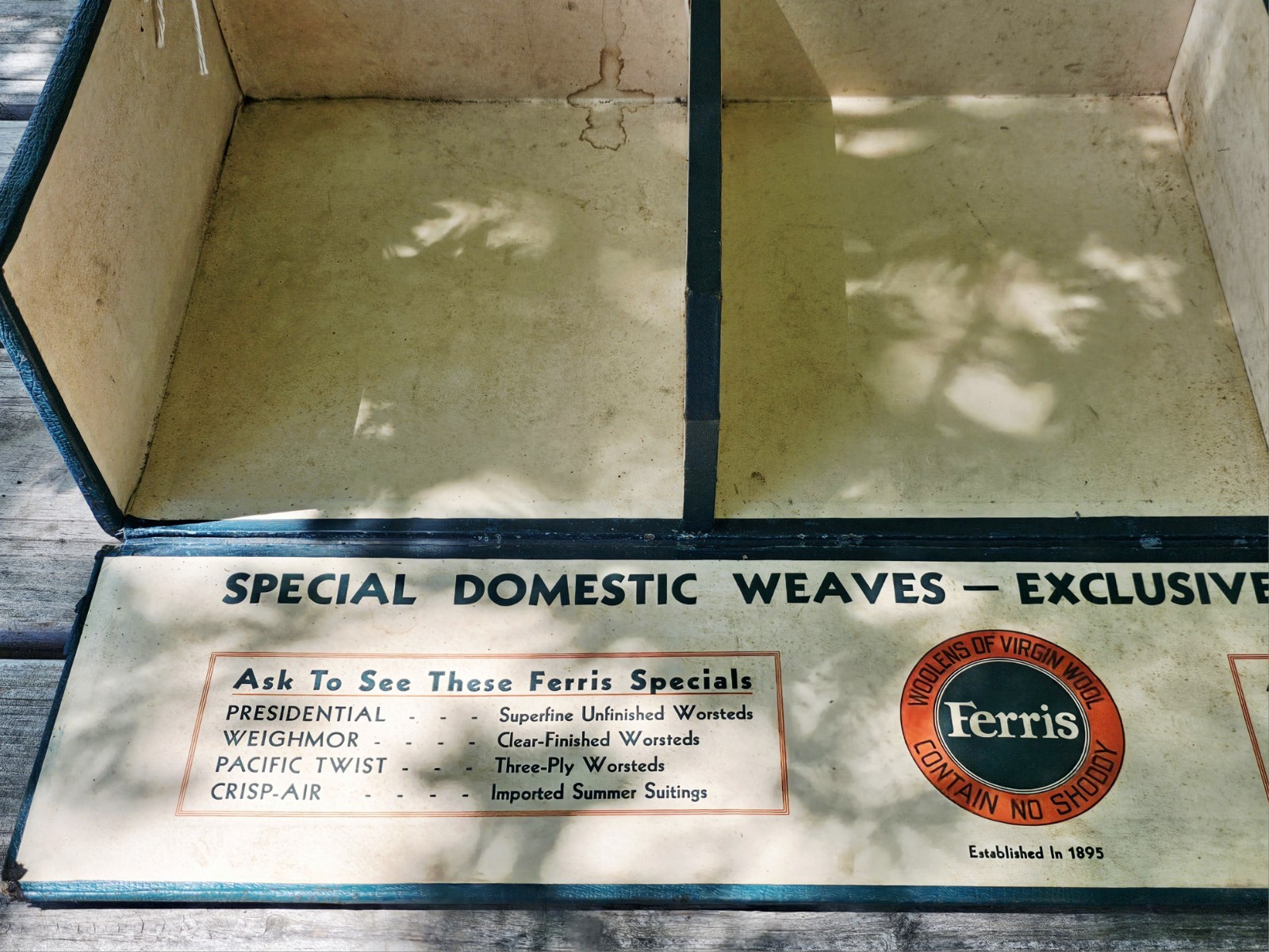Woolens of Quality Ferris Store Display Salesman Sample Wool Fabric Box 1934 VTG