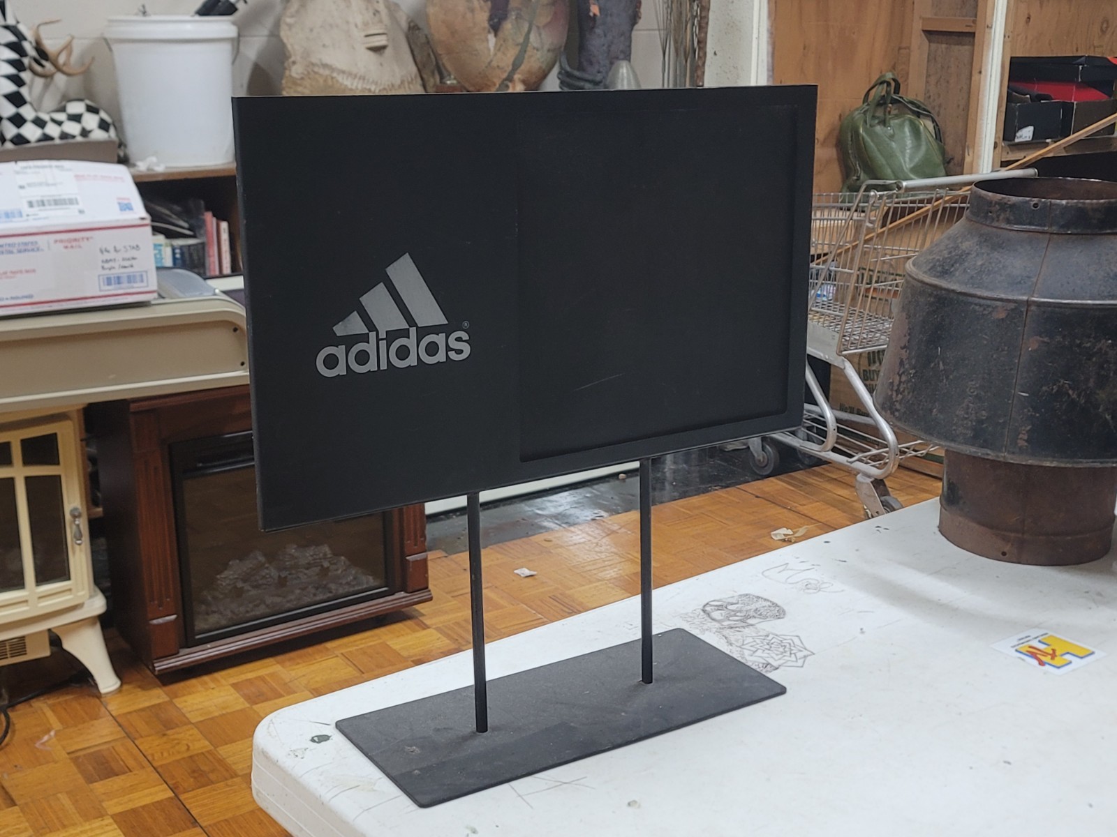 ADIDAS Logo STORE DISPLAY 20 X 20 X 16 Inch