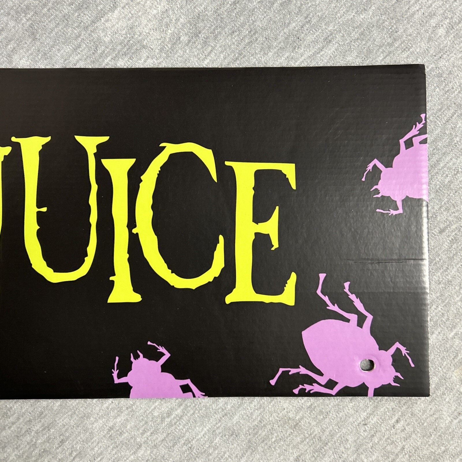 2024 Spirit Halloween Display End Cap 24″ x 8″ – Beetlejuice