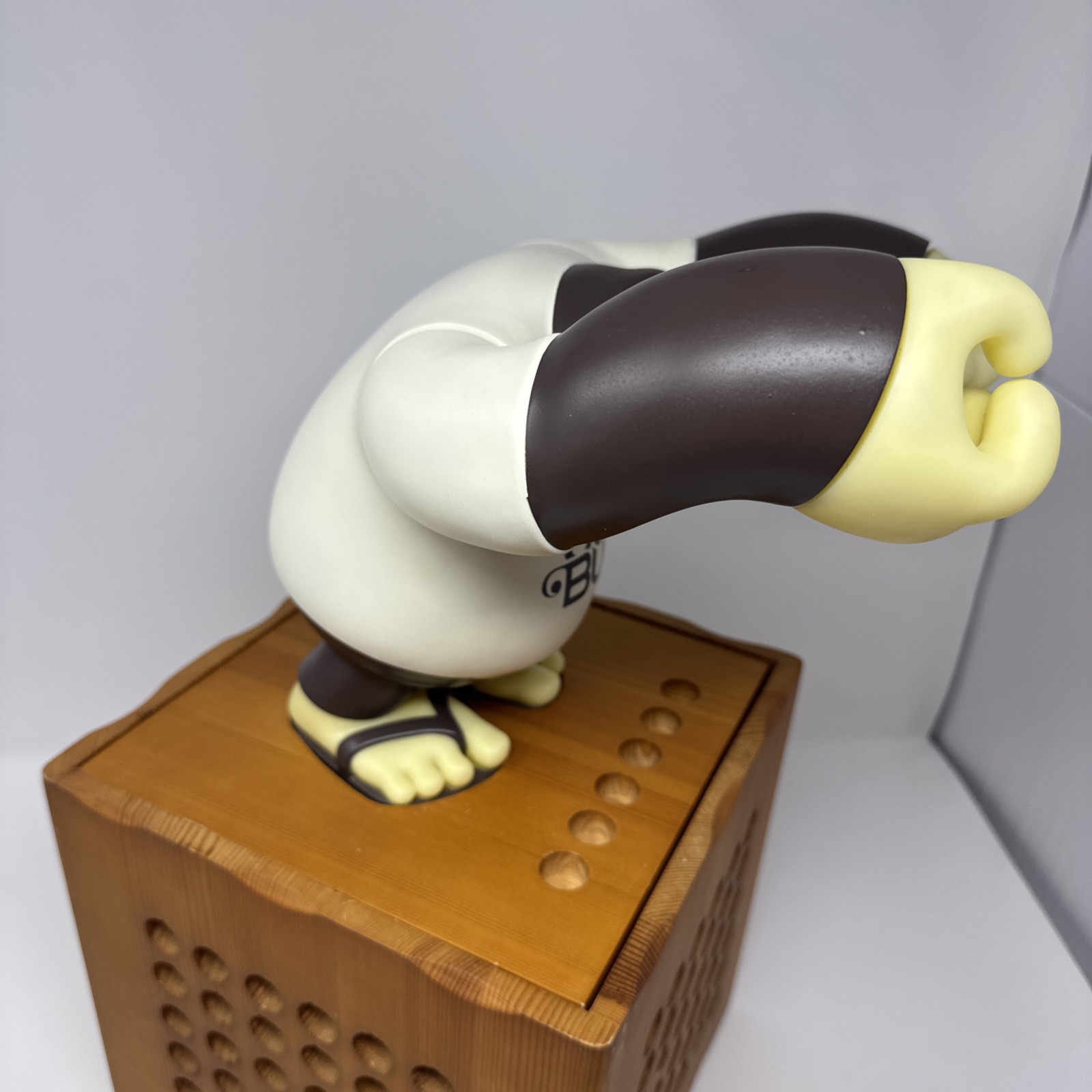 RARE Sun Bum 16″ Large Sonny Figure Wooden Lazy Susan Counter Retail Display Art