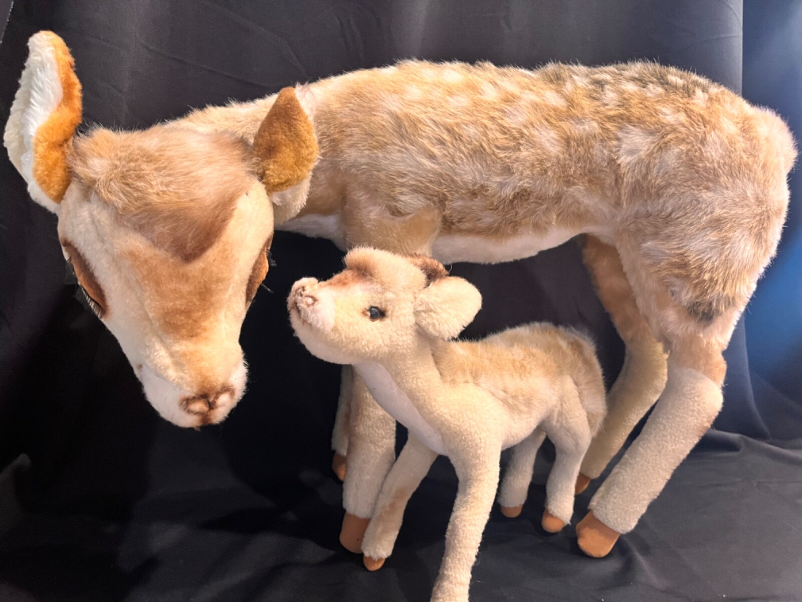 VINTAGE Used Mom and baby DEER DOE & FAWN LOT 2 RARE 