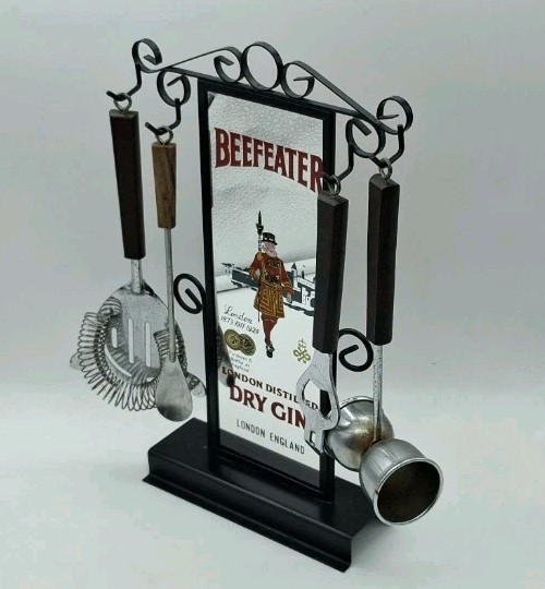 BEEFEATER GIN ADVERTISING MIRROR SIGN DISPLAY-BAR SET-70′-VINTAGE