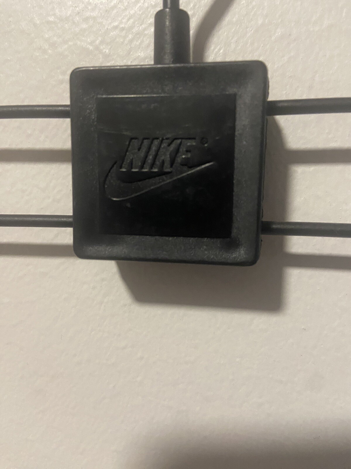 Black Nike Authentic VINTAGE 2000s Black Clothing Hangers Display