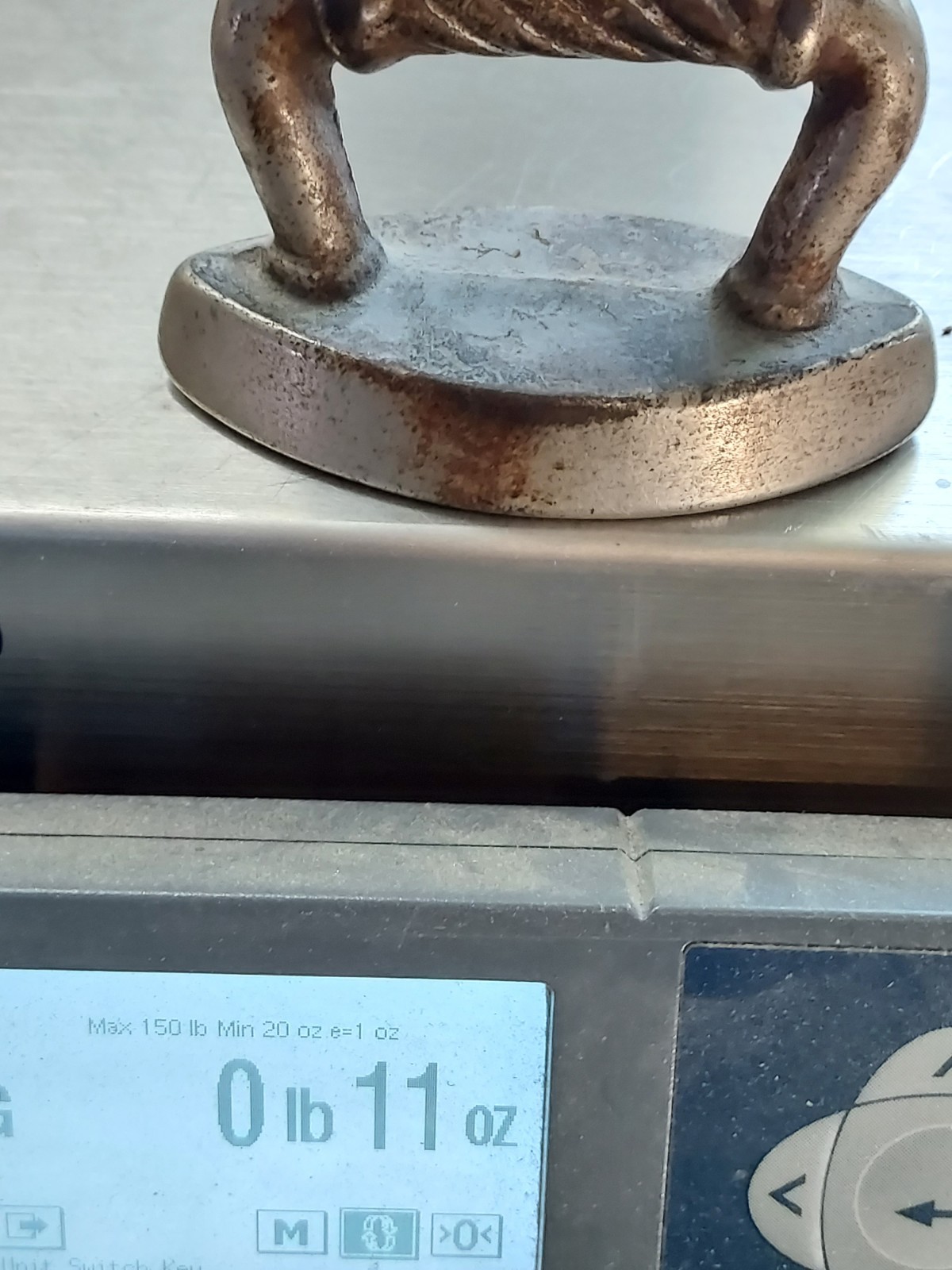 Salesman Sample – Cast Iron Twisted Handle Sad Iron – 3-3/8″ Long