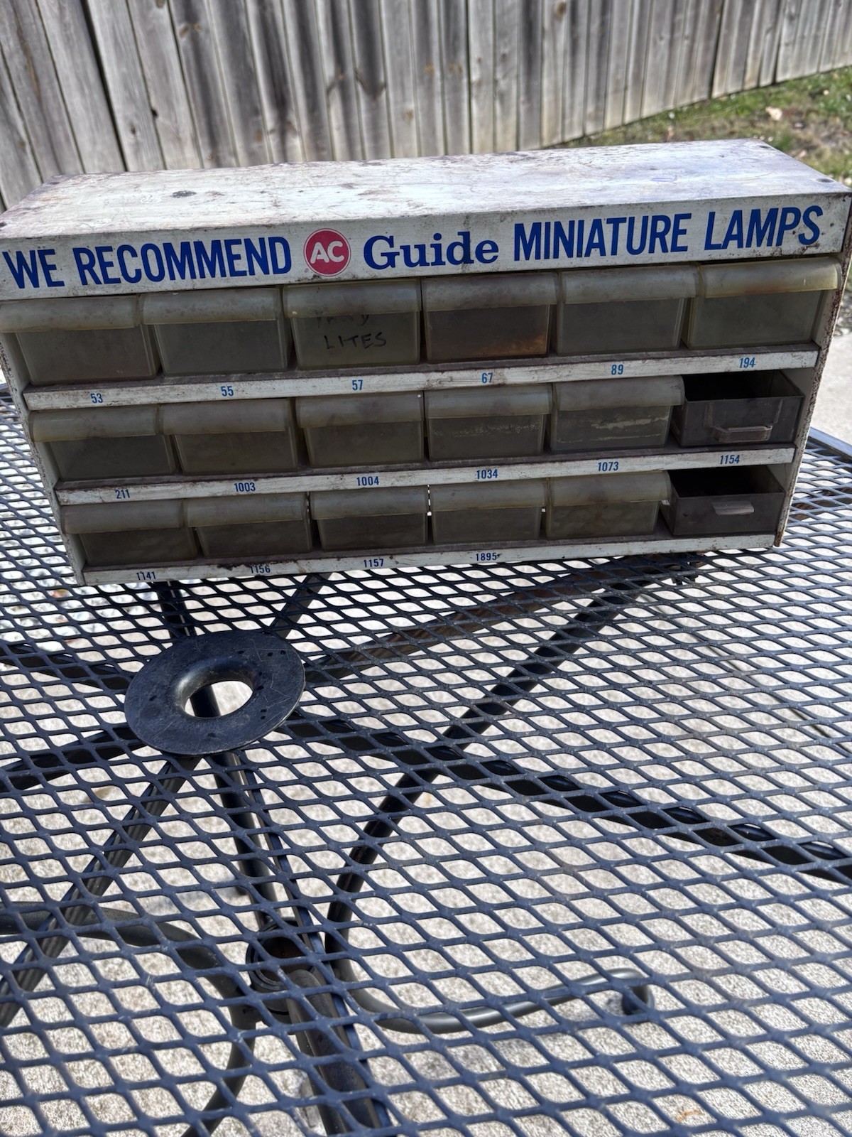 VINTAGE AC GUIDE LAMP DISPLAY COUNTERTOP STORE CABINET