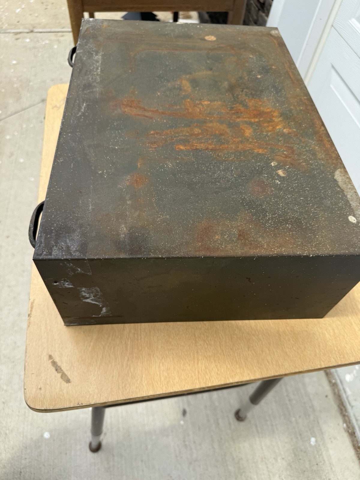 VTG Corry PA Raymond Man. Co. Quality Springs Metal Cabinet W/Springs Included