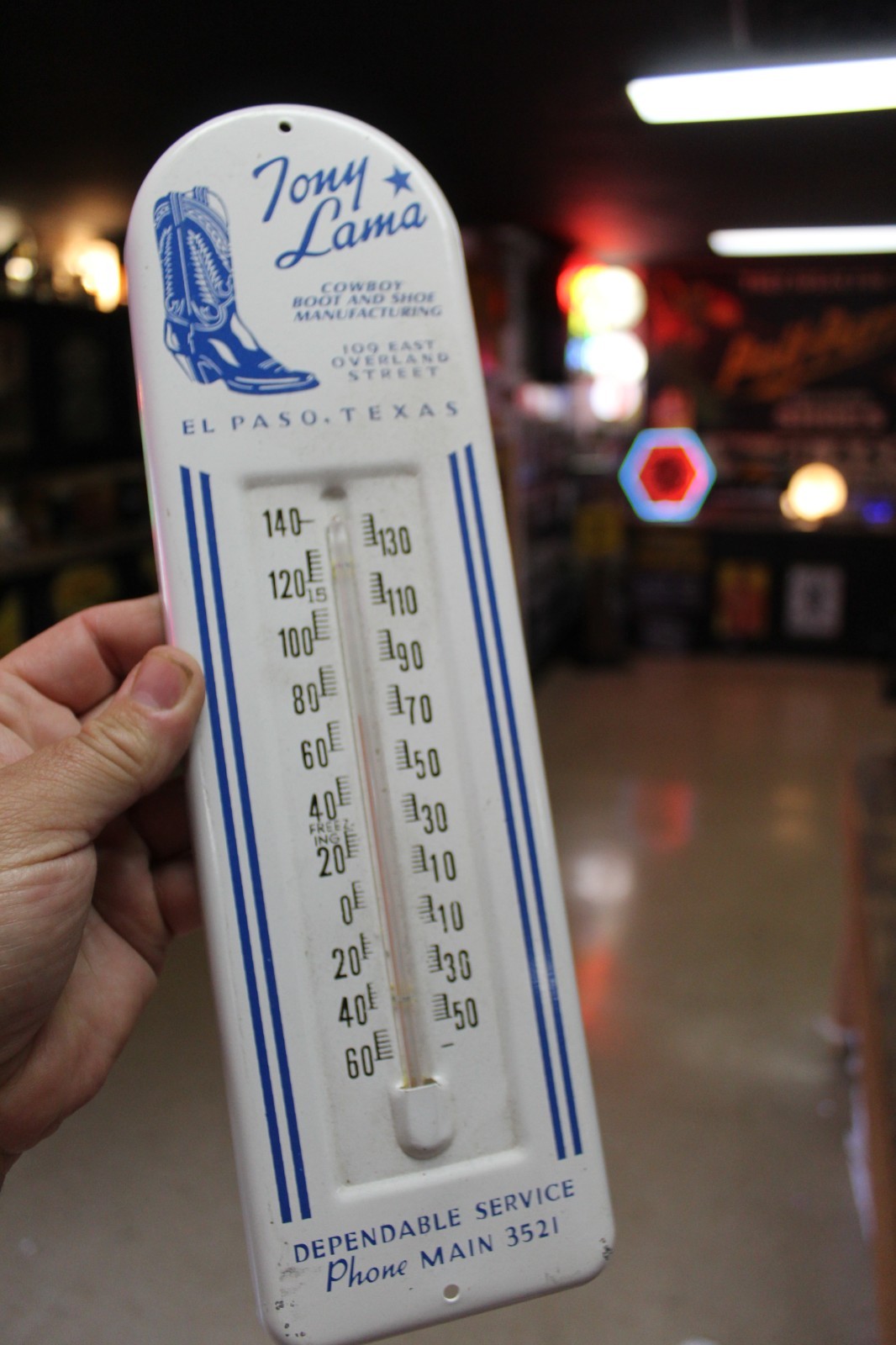 RARE 1950s TONY LAMA BOOTS TEXAS DEALER METAL THERMOMETER SIGN EL PASO COWBOY
