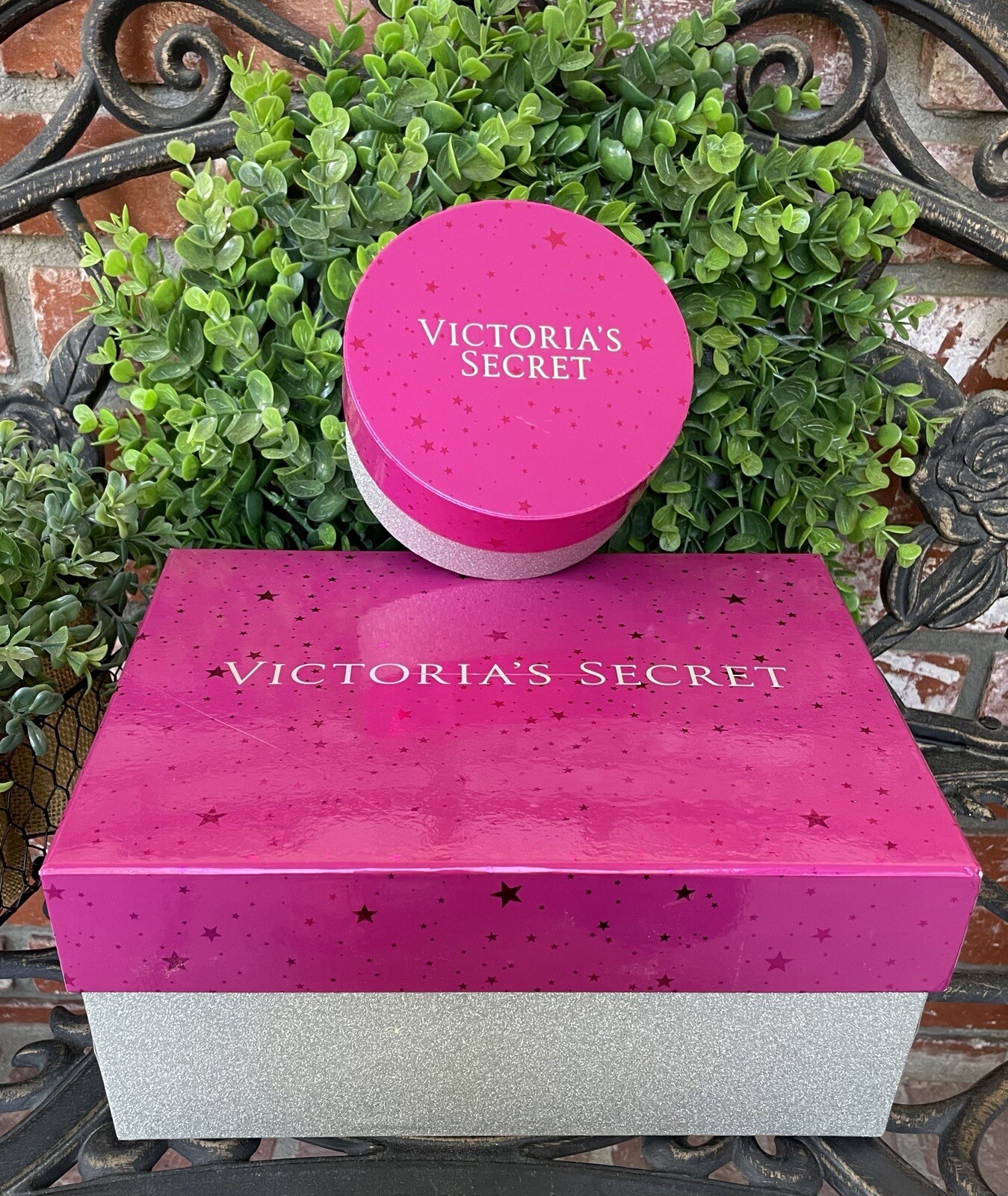Victoria’s Secret Display Gift Boxes; Hot Pink & Stars/Glitter; Rectangle/Round