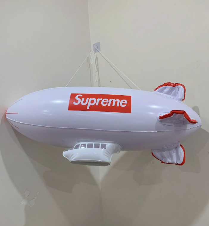 Supreme FW17 Inflatable Blimp Red White Box Logo Streetwear Display Collectible
