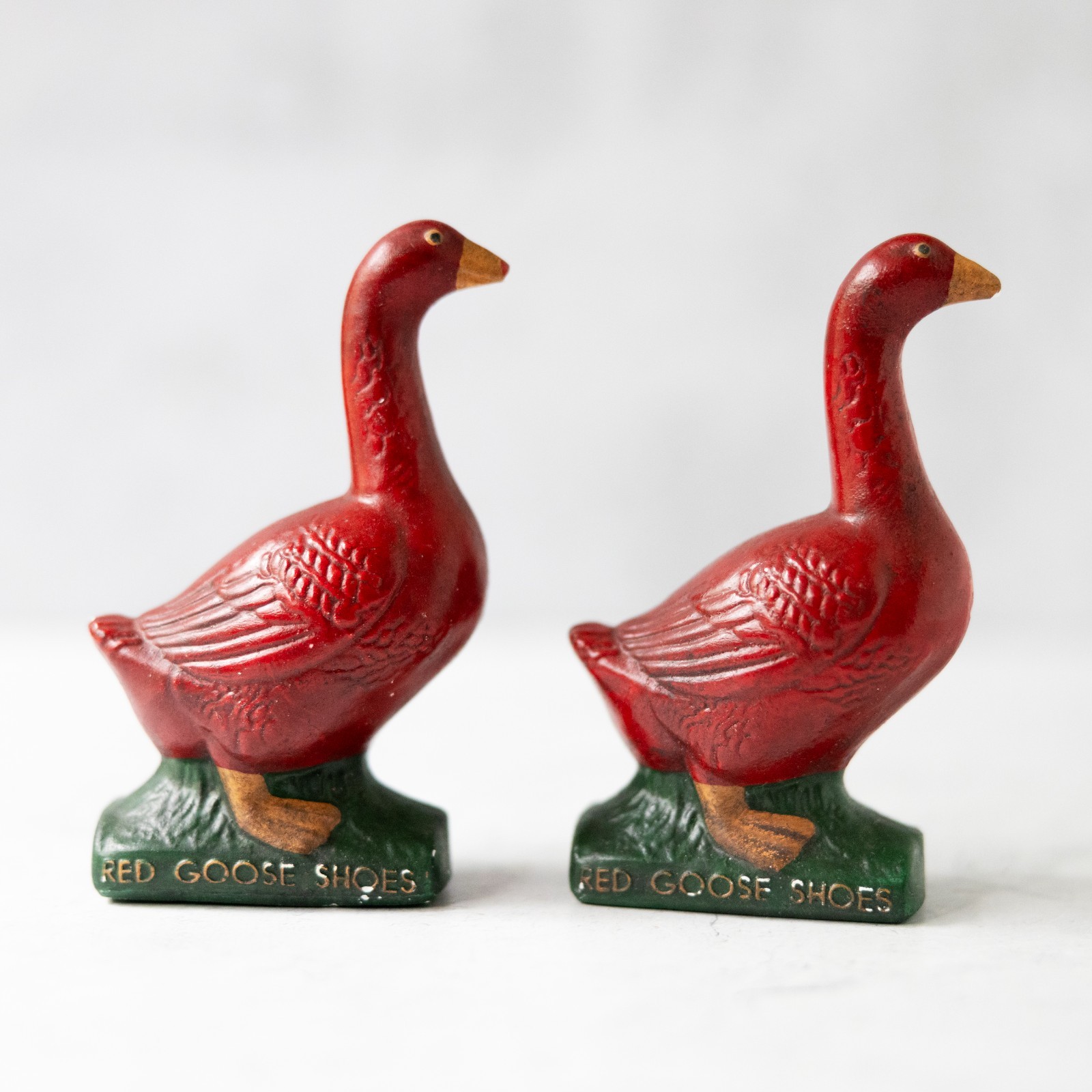 Antique Red Goose Shoes Advertising Statue Chalkware Figurine Store Display
