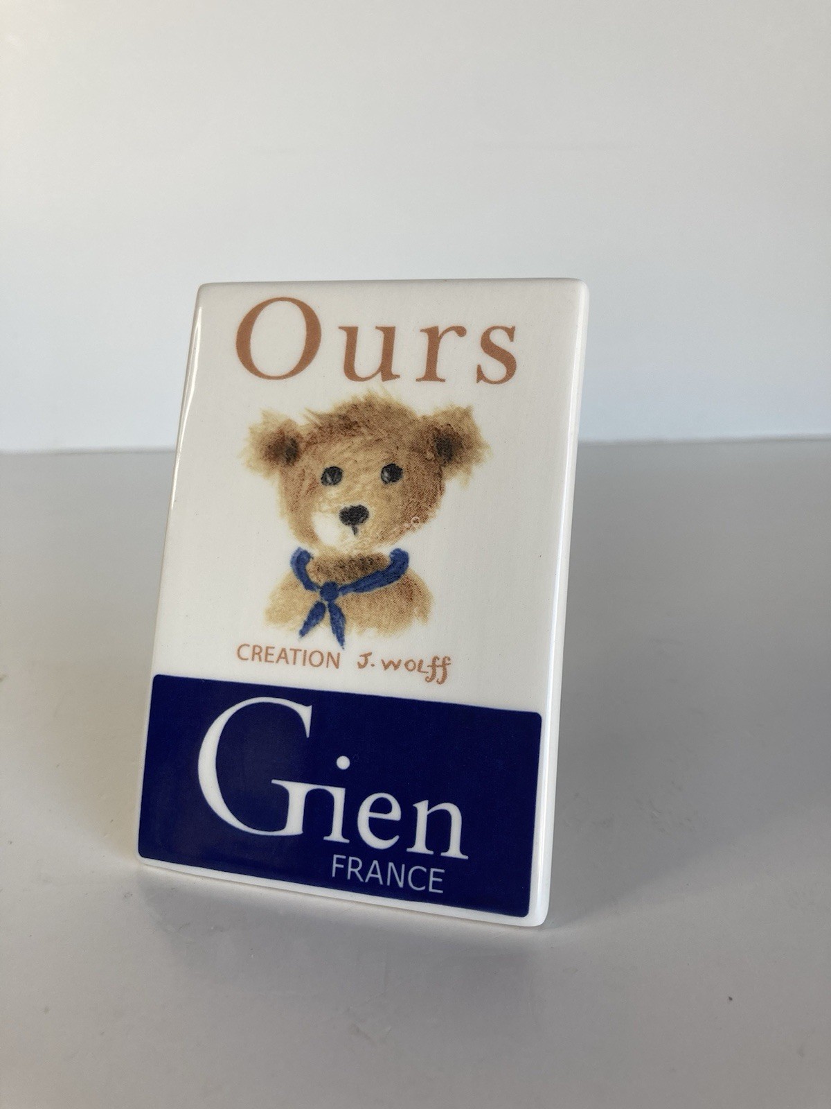 Vintage Gien Pottery Ours J. Wolff Bear Advertising Or Salesman Sample? 3 5/8″