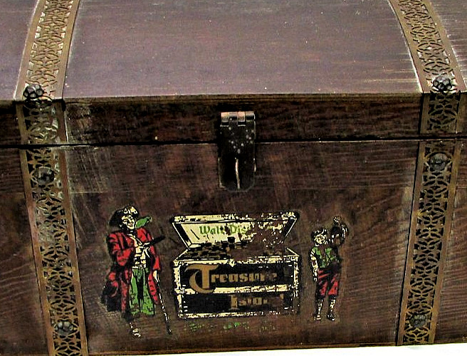1950s Disney Store DISPLAY PROP Treasure Island Wood Chest Dovetailed Decal VTG