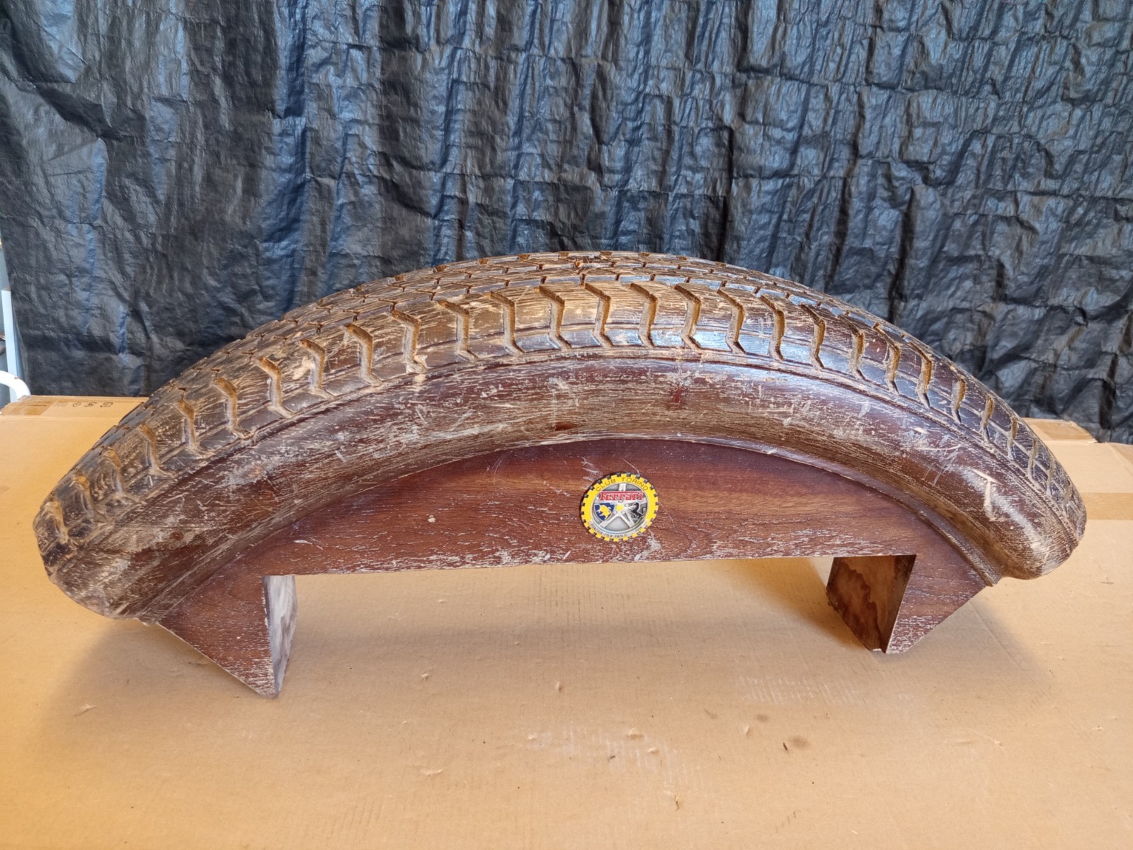 original Ferrari club Turin heirloom solid wood carving tire