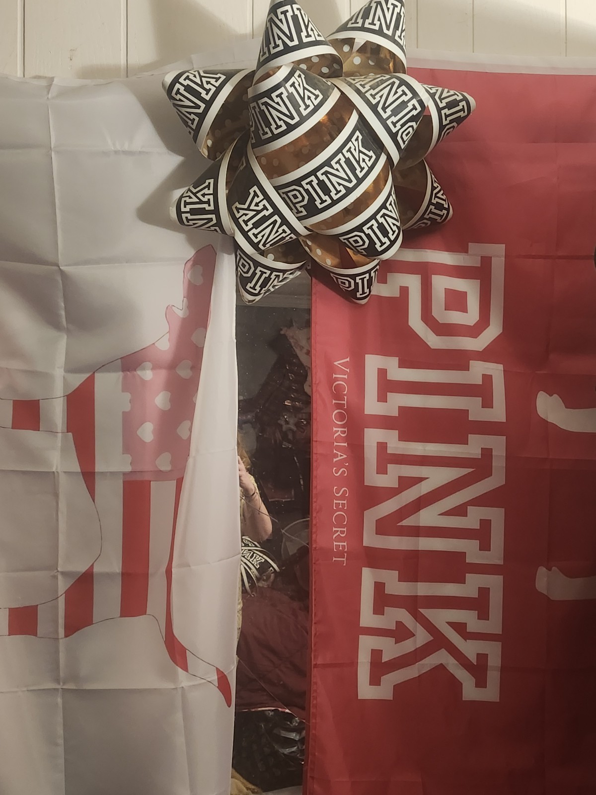 Large htf Victorias Secret PINK display bow