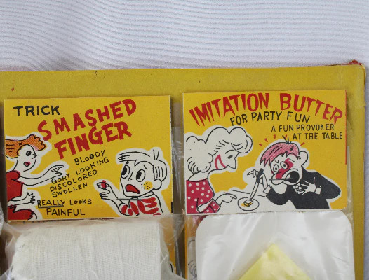 1950’s Bag O’ Tricks Original Retail Store Card Display 6 Trick Items of 6 Each