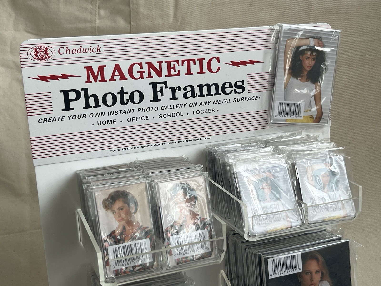 Vintage Store Display Rack Chadwick Magnetic Photo Frames Lot Countertop Sign