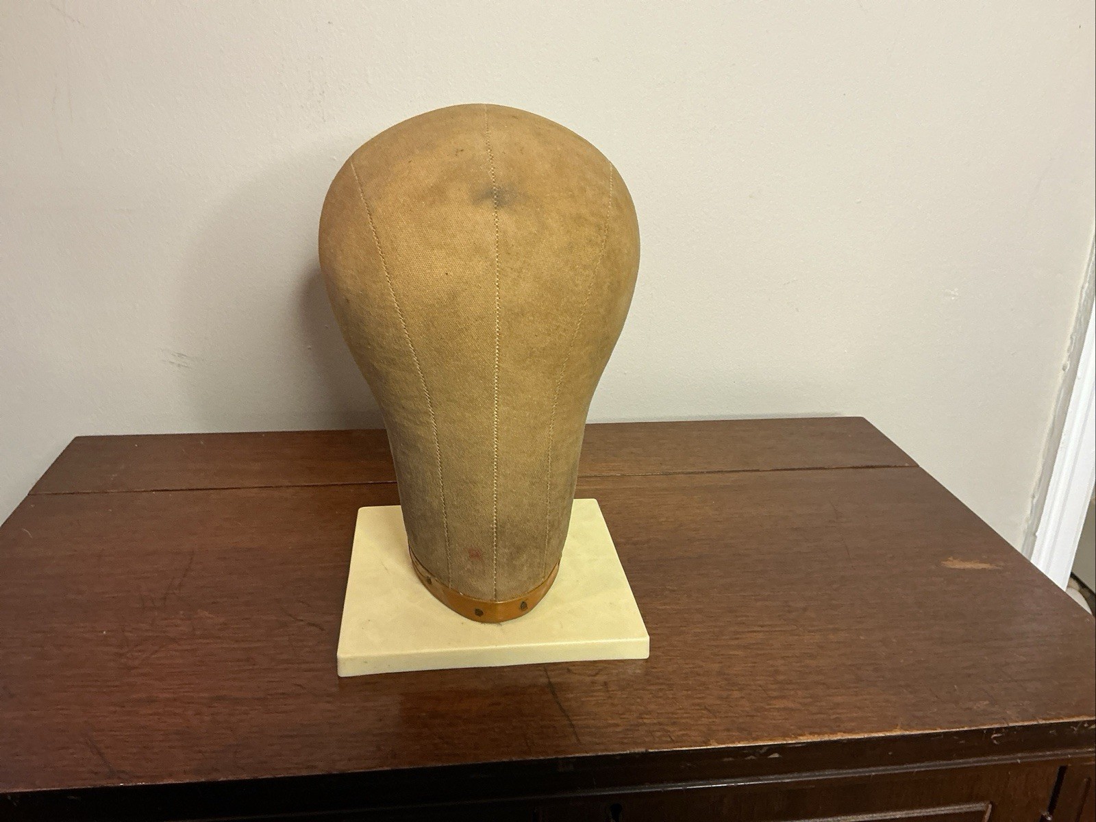 ANTIQUE MILLINERY HEAD Store Display Primitive Hat Mannequi