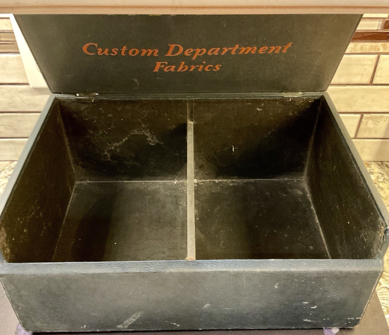 Antique Vintage House of Kuppenheimer Clothing Display Box Custom Dept Fabrics