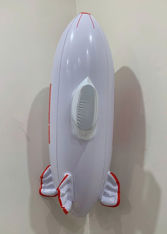 Supreme FW17 Inflatable Blimp Red White Box Logo Streetwear Display Collectible