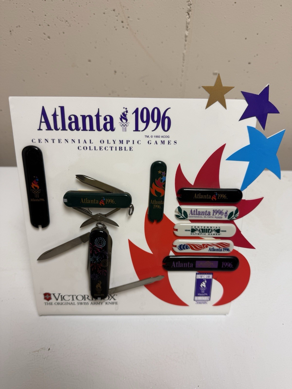 Store Olympic Victorinox Display