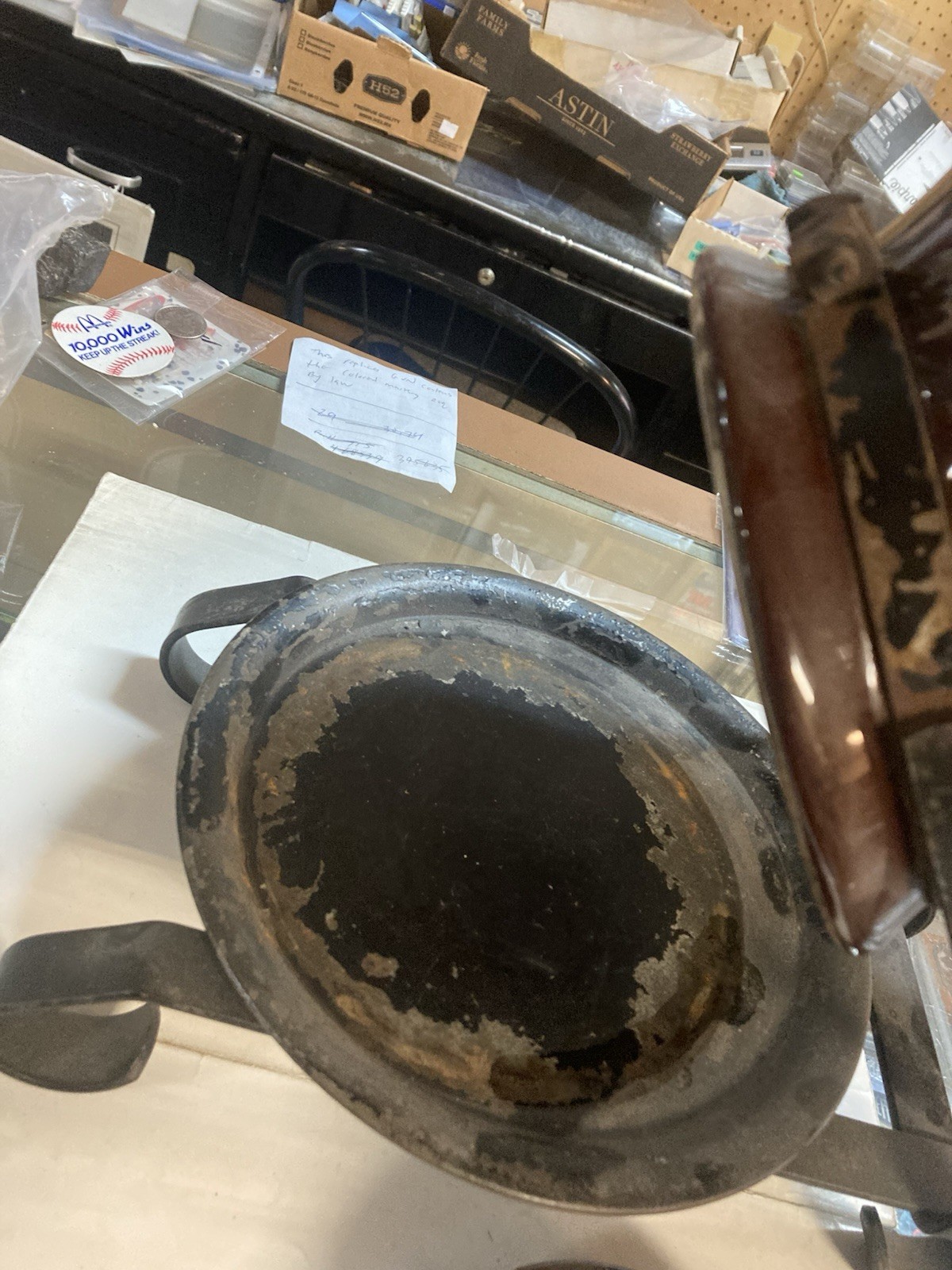 Large Banquet Tea Store Display With Rare Original Metal Bottom Easel Lid Broke
