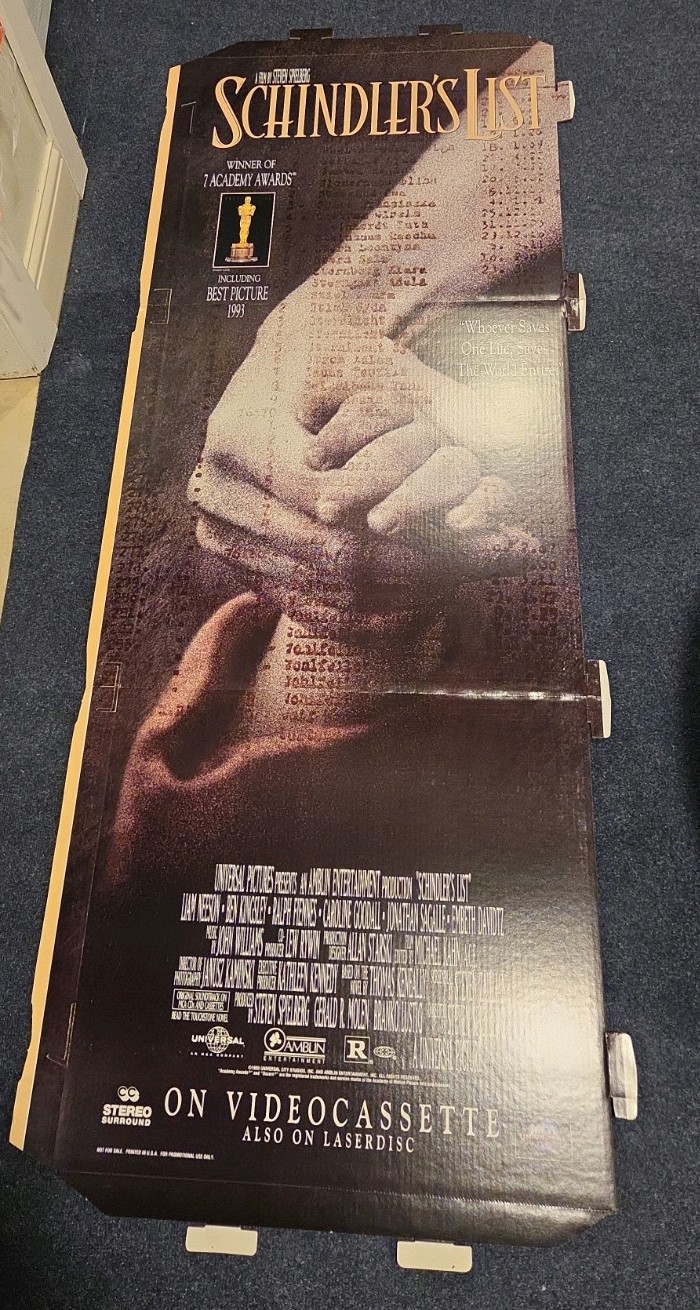 RARE VTG SCHINDLERS LIST MOVIE STORE PROMOTIONAL RETAIL Memorabilia NEW IN BOX