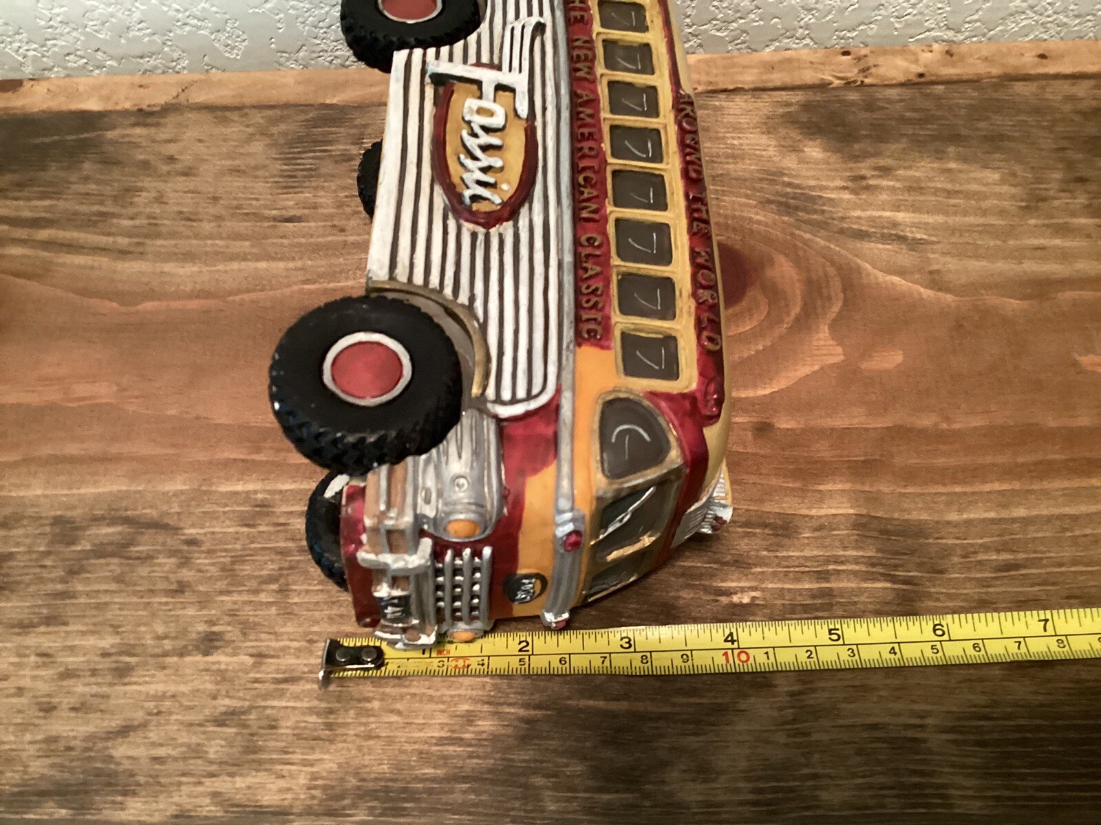 FOSSIL Watch Around The World American Classic Yellow Bus Vehicle Watch Display