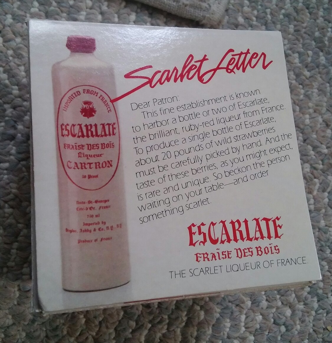 001 VTG Rare 1985 Escarlate Scarlet Liquor Cardboard Table Stand Up Unused NOS