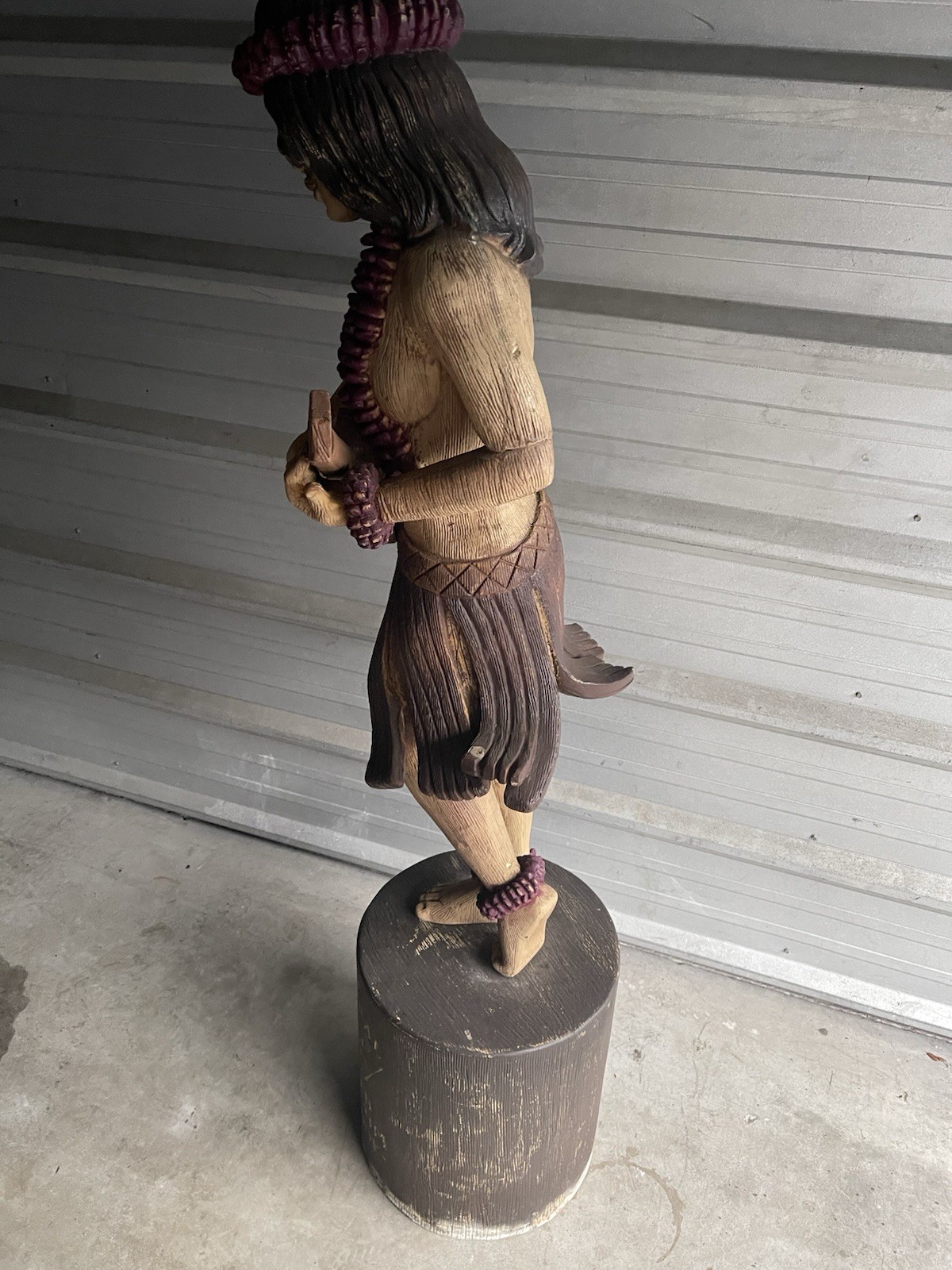VINTAGE SAILOR JERRY RUM WAHINE HULA GIRL DISPLAY STATUE (PRE-0WNED)