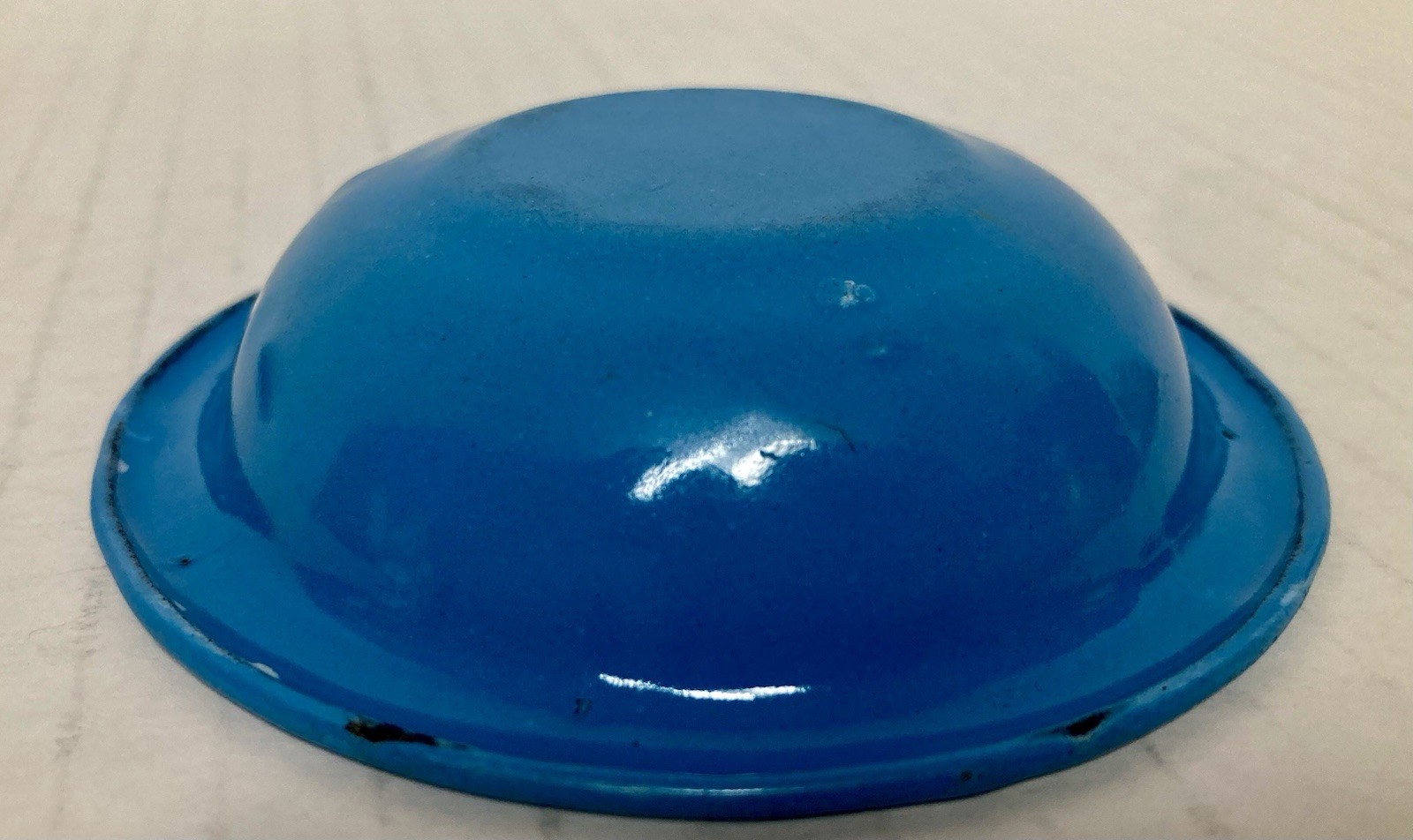 Antique SALESMAN SAMPLE Bowl-Manufacturers Of Lava & Volcanic Enameled Ware