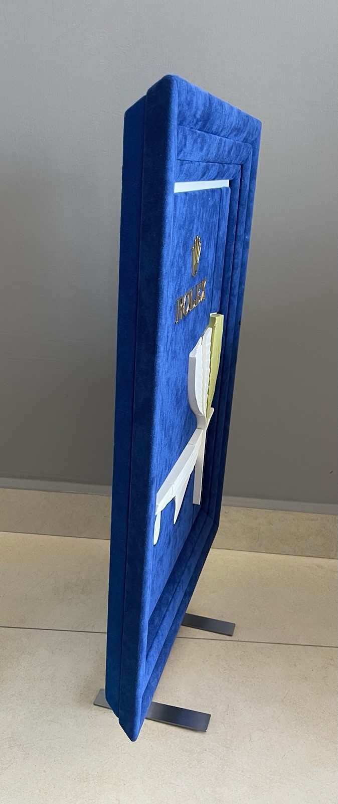 Rolex Display Official Dealer ROLDECO Display Case 42.5 X 64 AB-01