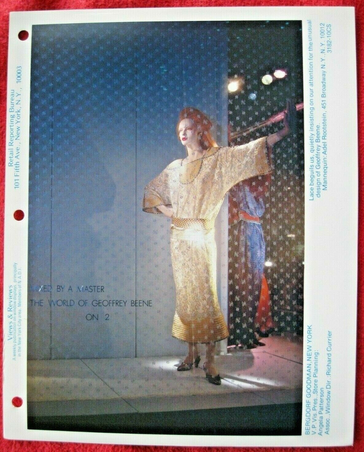 1982 BERGDORF GOODMAN STORE WINDOW DISPLAY LACE BEGUILES US PHOTOGRAPH PRINT #83