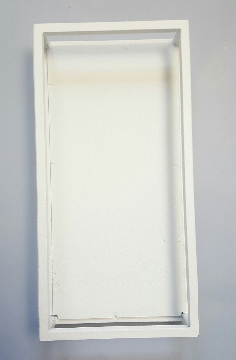 CARRERA LOGO PLAQUE IN WHITE VARNISHED METAL
