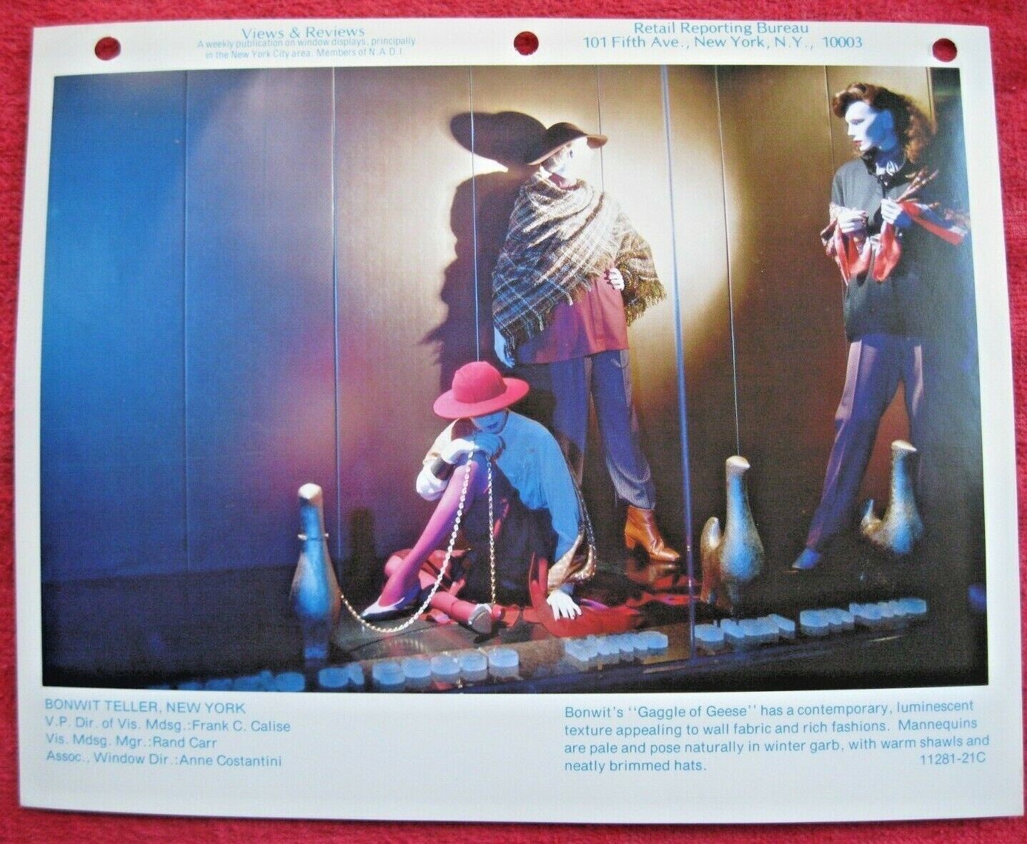 1981 BONWIT TELLER, NY STORE WINDOW DISPLAY GAGGLE OF GEESE PHOTOGRAPH PRINT 129