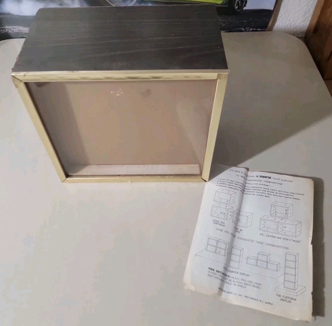 VTG 1970’s Imperial Knife Co. Store Mod Display Case w. Original Instructions