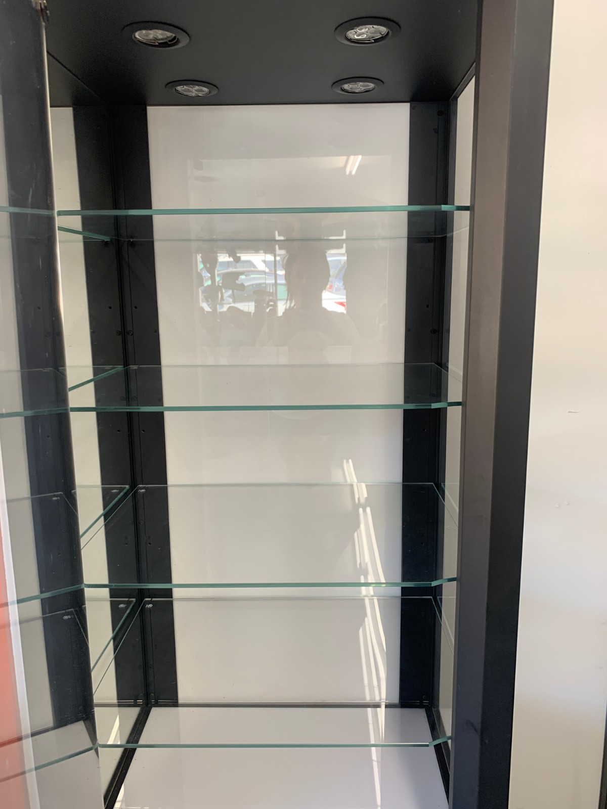OAKLEY SUNGLASSES RETAIL DISPLAY CASE BLACK 72” LIGHTS GLASS SHELVES MIRRORED