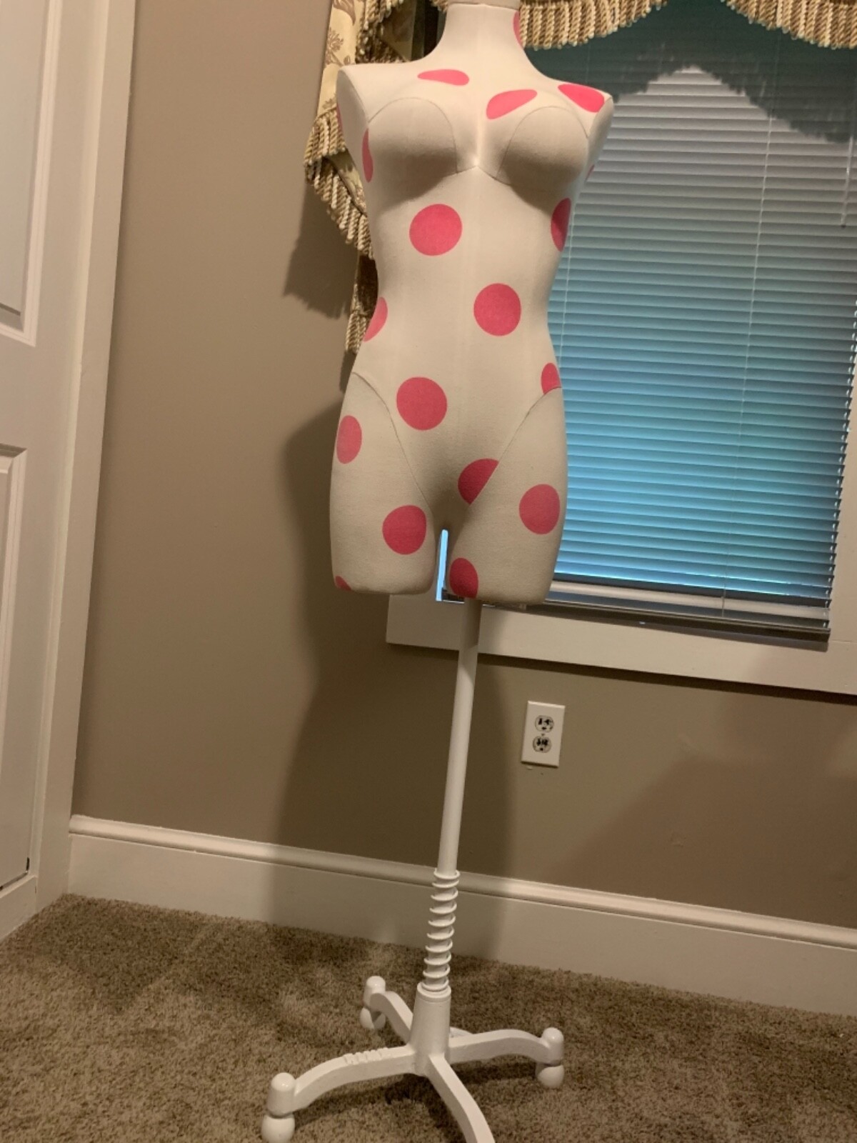 Victoria’s Secret Pink Dress Form Display Mannequin w/ Stand
